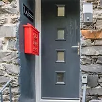 Vakantiehuis - - Dog Friendly